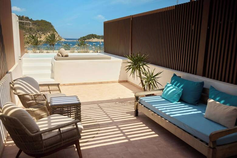 The Club Cala San Miguel Hotel Ibiza, Curio Collection By Hilton, Adults Only