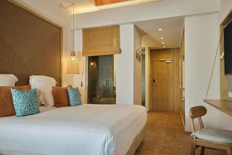 The Club Cala San Miguel Hotel Ibiza, Curio Collection By Hilton, Adults Only