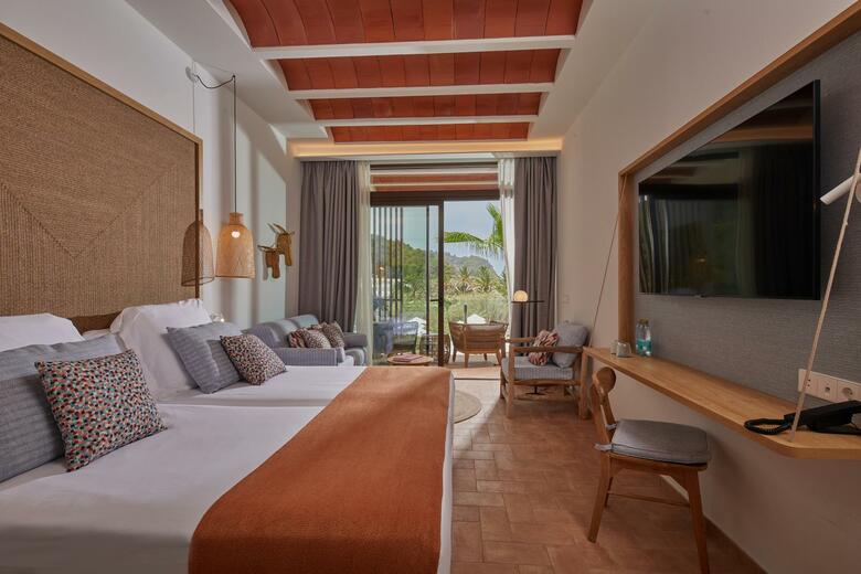 The Club Cala San Miguel Hotel Ibiza, Curio Collection By Hilton, Adults Only