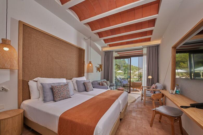 The Club Cala San Miguel Hotel Ibiza, Curio Collection By Hilton, Adults Only