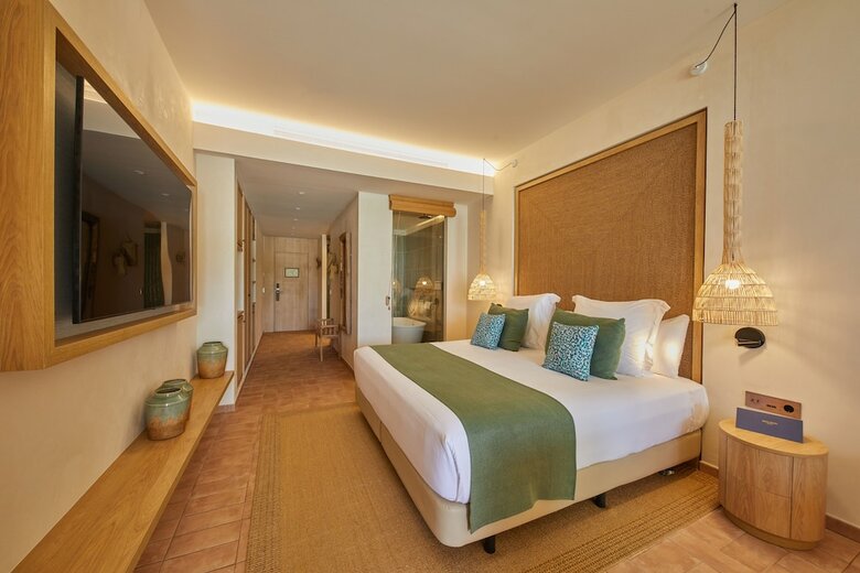 The Club Cala San Miguel Hotel Ibiza, Curio Collection By Hilton, Adults Only