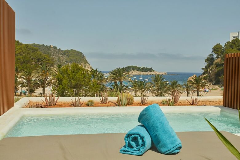The Club Cala San Miguel Hotel Ibiza, Curio Collection By Hilton, Adults Only