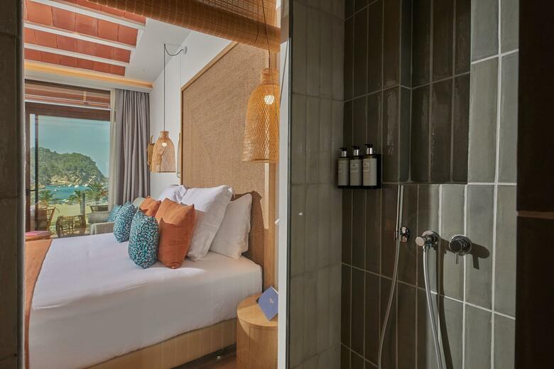 The Club Cala San Miguel Hotel Ibiza, Curio Collection By Hilton, Adults Only