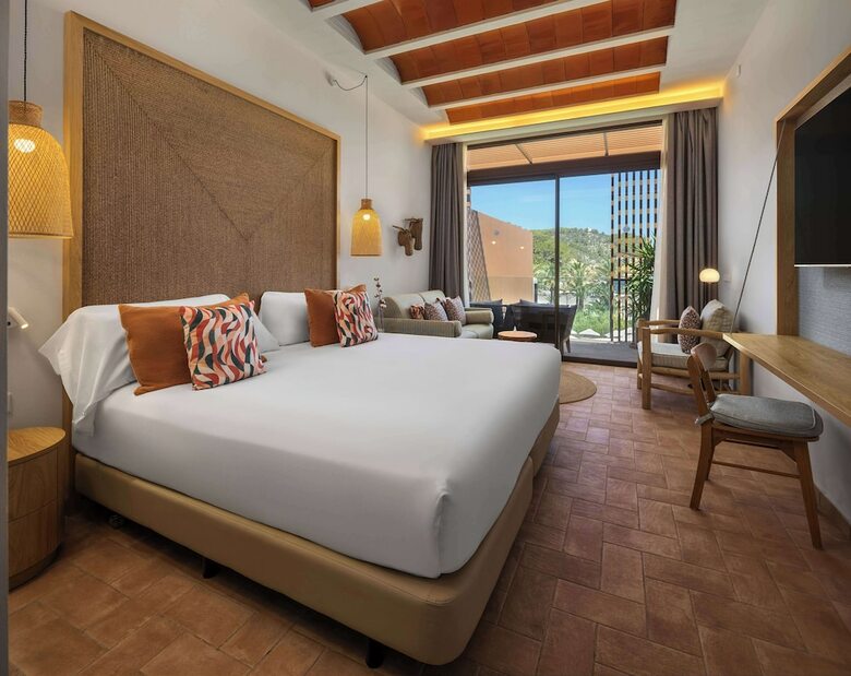 The Club Cala San Miguel Hotel Ibiza, Curio Collection By Hilton, Adults Only
