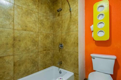 Hotel Motel 6 Bakersfield Airport