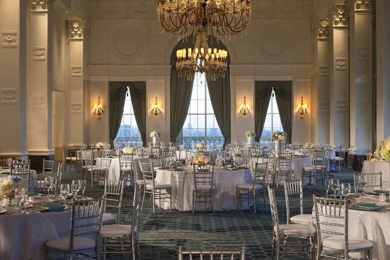 Renaissance St. Louis Grand & Suites Hotel