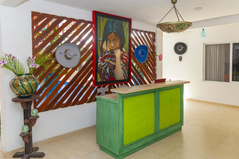 Mestizo Gallery Hotel