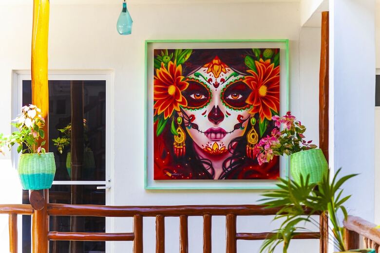 Mestizo Gallery Hotel