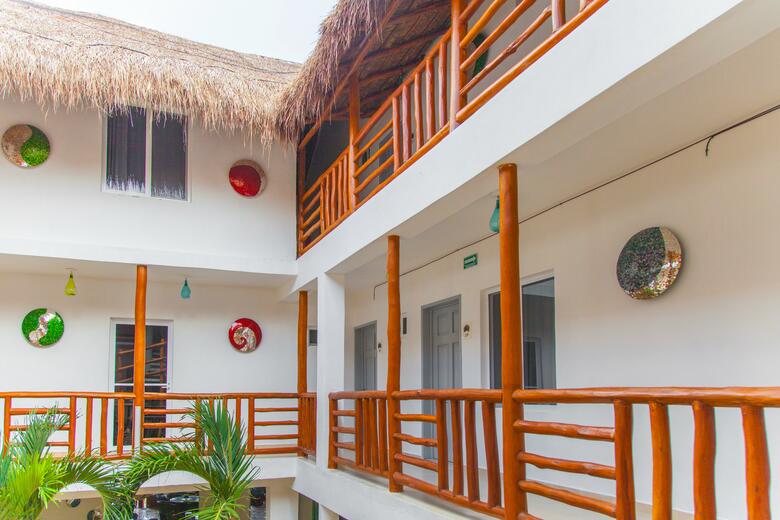 Mestizo Gallery Hotel