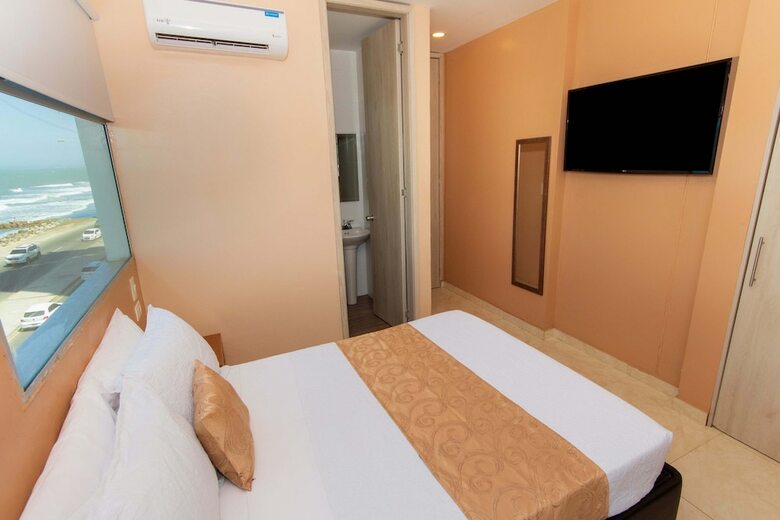 Hotel Aixo Suites