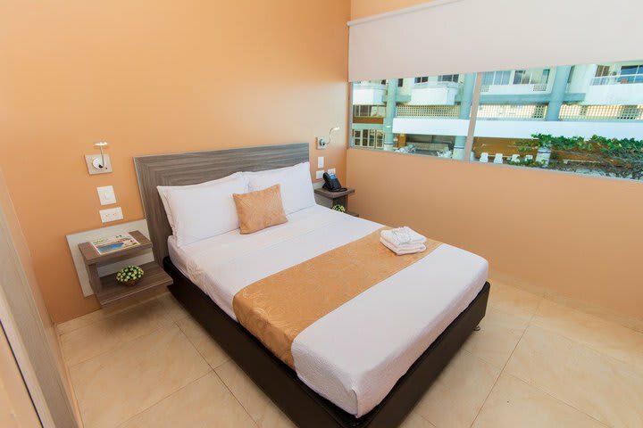 Hotel Aixo Suites
