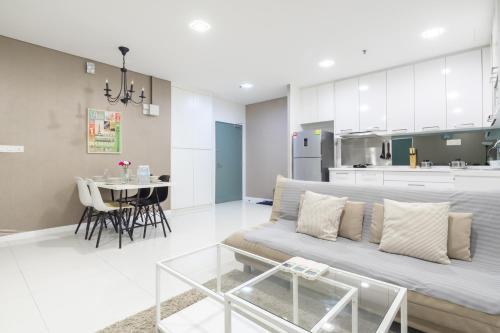 Summer Suites Klcc Apartments