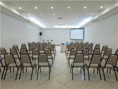 Tamba� Hotel