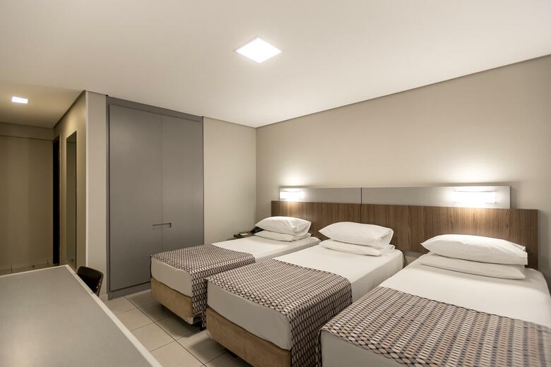Hotel Harbor Self Saint Emilion