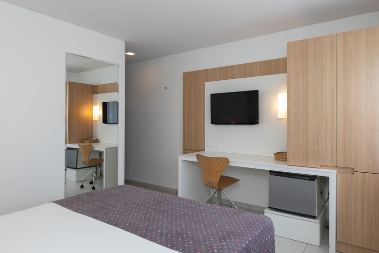 Hotel Harbor Self Saint Emilion