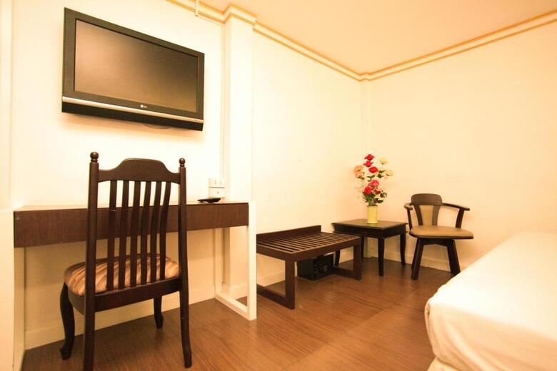 Hotel Khurana Inn
