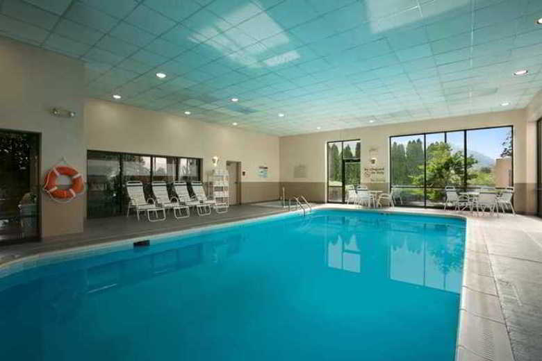 Hotel Hampton Inn Bedford