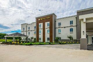 Mainstay Suites