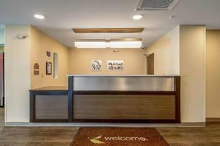 Mainstay Suites