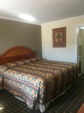 Travelodge By Wyndham Orangeburg