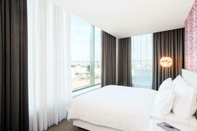 Hotel NH Bratislava Gate One