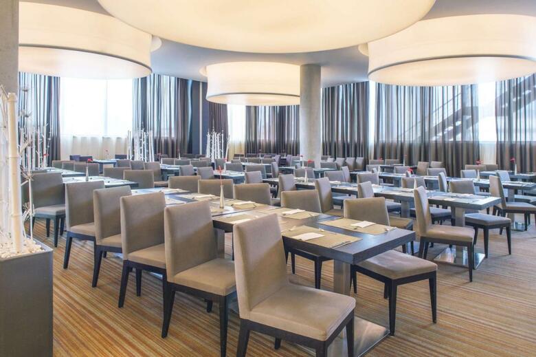 Hotel NH Bratislava Gate One