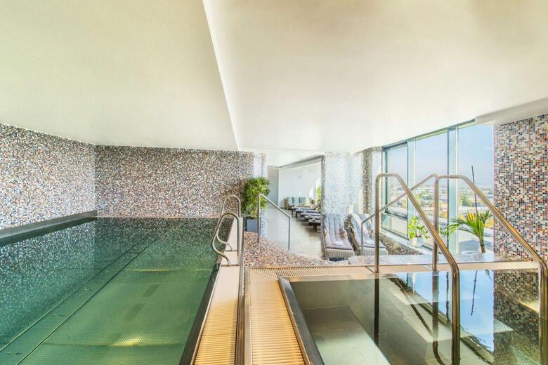 Hotel NH Bratislava Gate One
