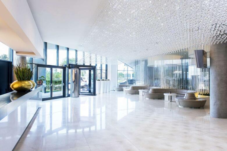 Hotel NH Bratislava Gate One