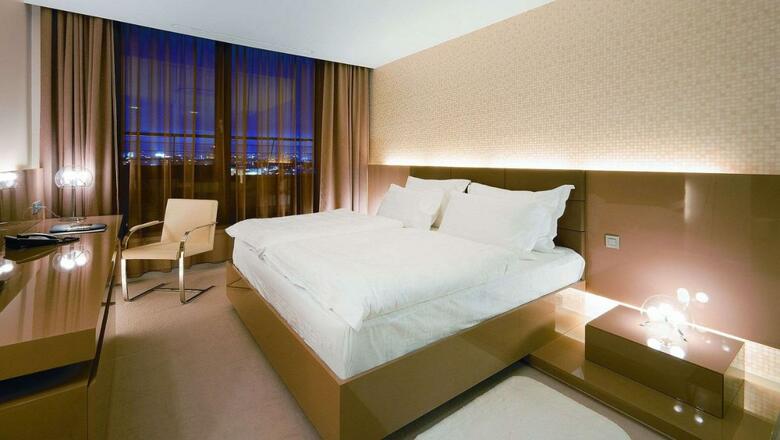 Hotel NH Bratislava Gate One