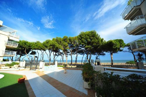 Apartamento Cala Gonz�lez Orange Costa