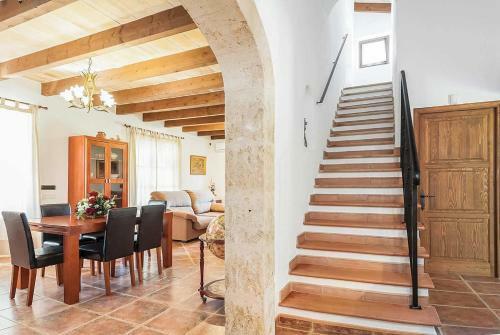 Alcudia Villa Sleeps 6 Air Con Wifi