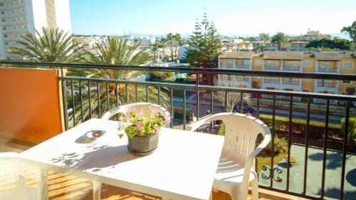 Apartamento Arco�ris, Bien Localizado En El Puerto