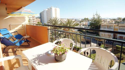 Apartamento Arco�ris, Bien Localizado En El Puerto