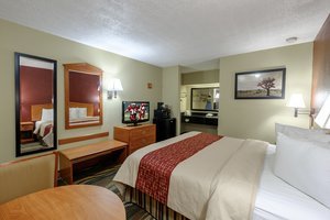 Ramada Limited Chattanooga Hot