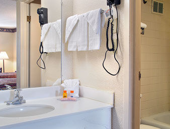 Hotel Howard Johnson - Cleveland