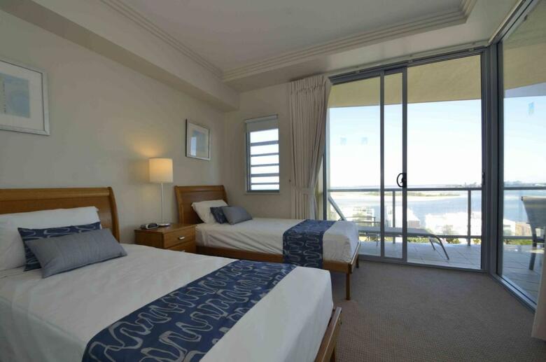 Hotel Pumicestone Blue
