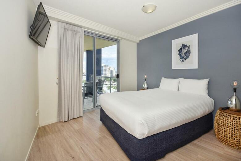 Hotel Pumicestone Blue
