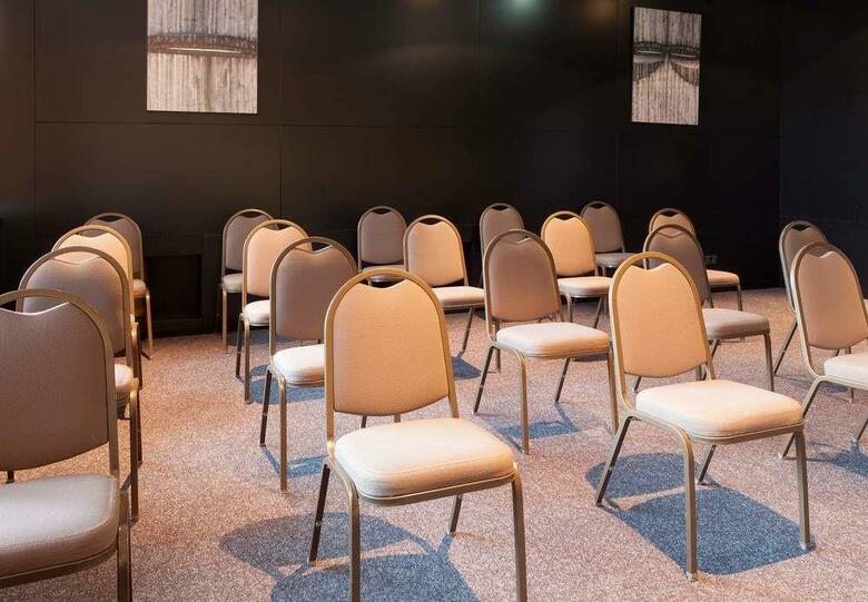 AC Hotel Gij�n By Marriott