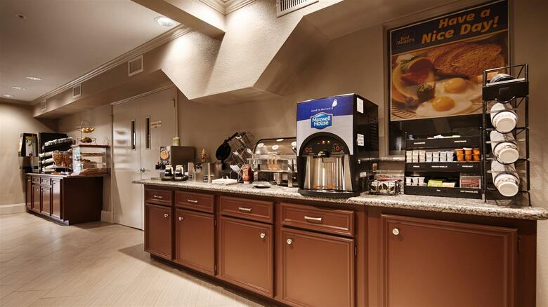 Hotel Best Western Deer Park Inn & Suites