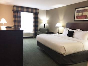 Holiday Inn Express Hotel & Suites Elizabethtown