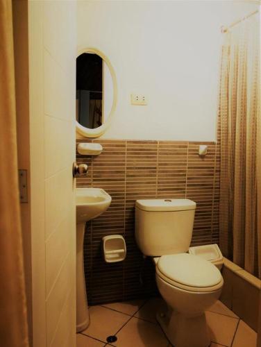Hostal Asia Sur Near By The Sea