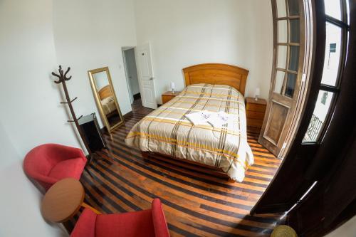 Orchid Hostels