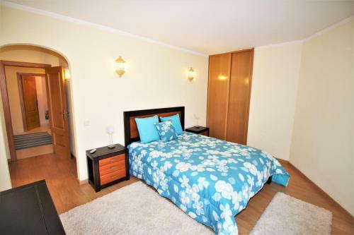Topfloor Apartment With Exclusive Sea View