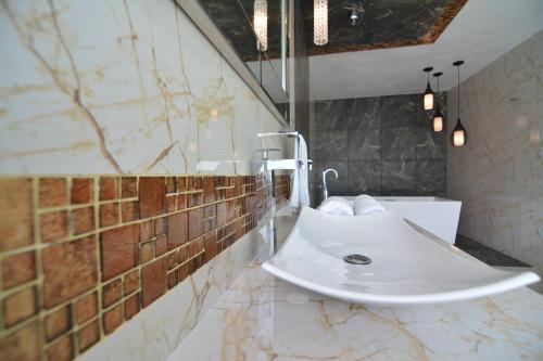 Hotel Cabanas Luxury