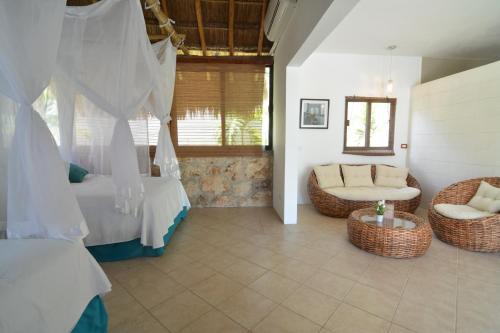 Hotel Cabanas Luxury
