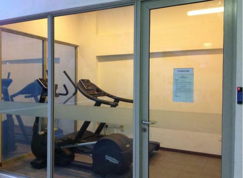 Condo Apartmt With Pool/gym-minwalk To 3 Mrt