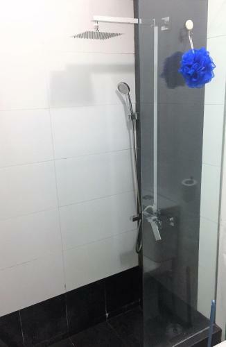 Condo Apartmt With Pool/gym-minwalk To 3 Mrt