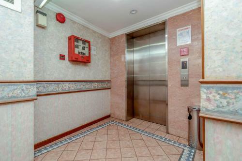 Diamond Hotel