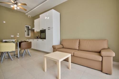 Apartamento Modern And Spacious Gzira With Outdoor Space