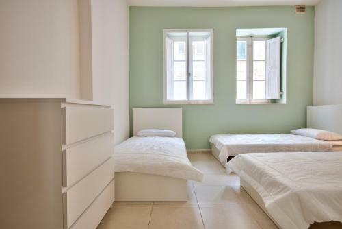 Apartamento Modern And Spacious Gzira With Outdoor Space